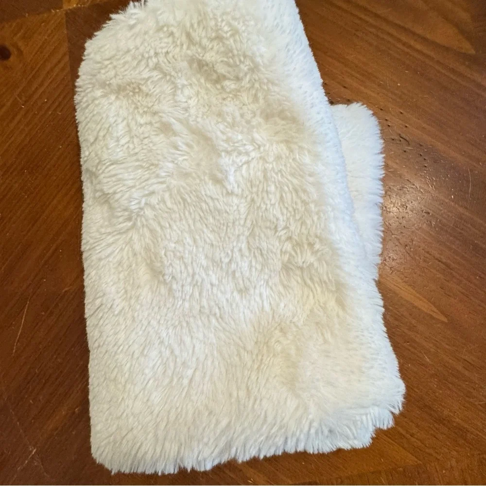 UGG Standard Pillow Sham Cover White Faux Fur Rectangle Solid Pillowcase